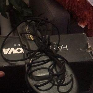 Black fashion nova sandals brand new size 9